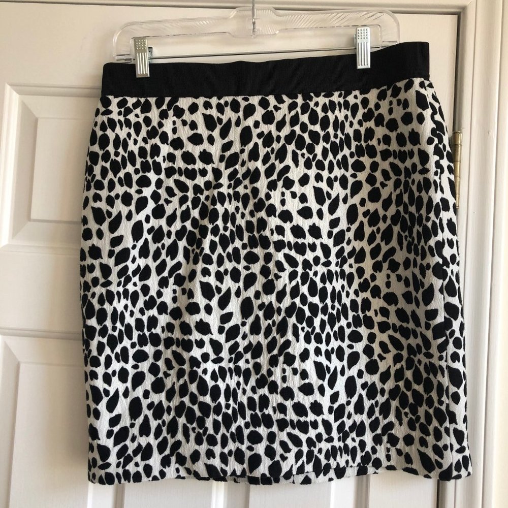 Ann Taylor Black & White Leopard Pencil Skirt-NEW